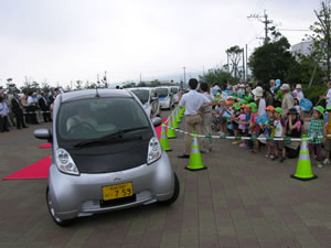 113台のEV・PHVがパレードしギネス認定（長崎県）